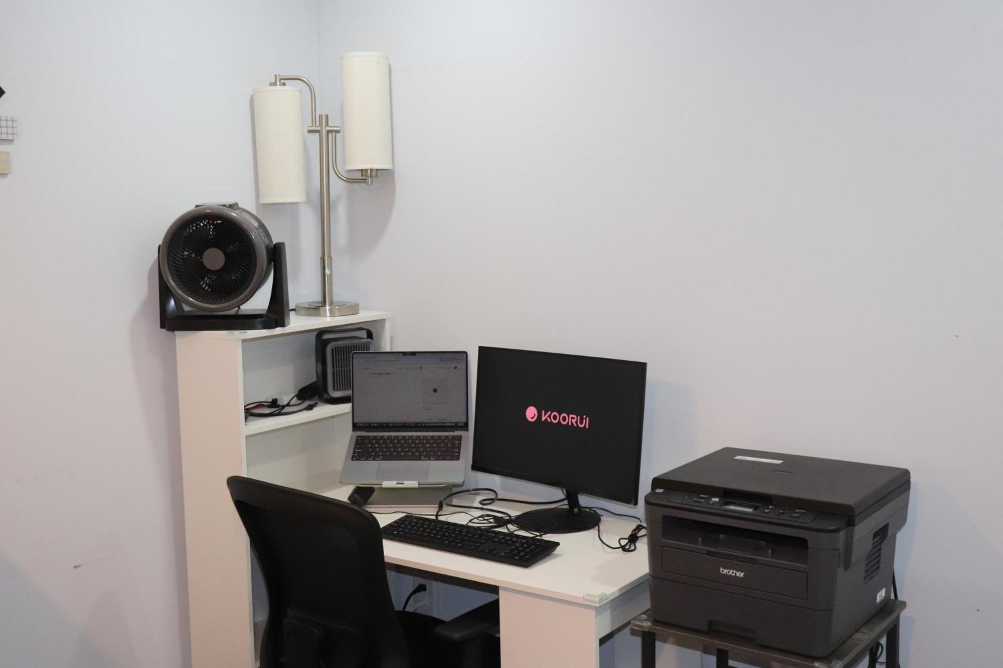 Garden 2 Bedroom Apt - Free Parking Wifi Laundry Workstation Brampton Exterior foto